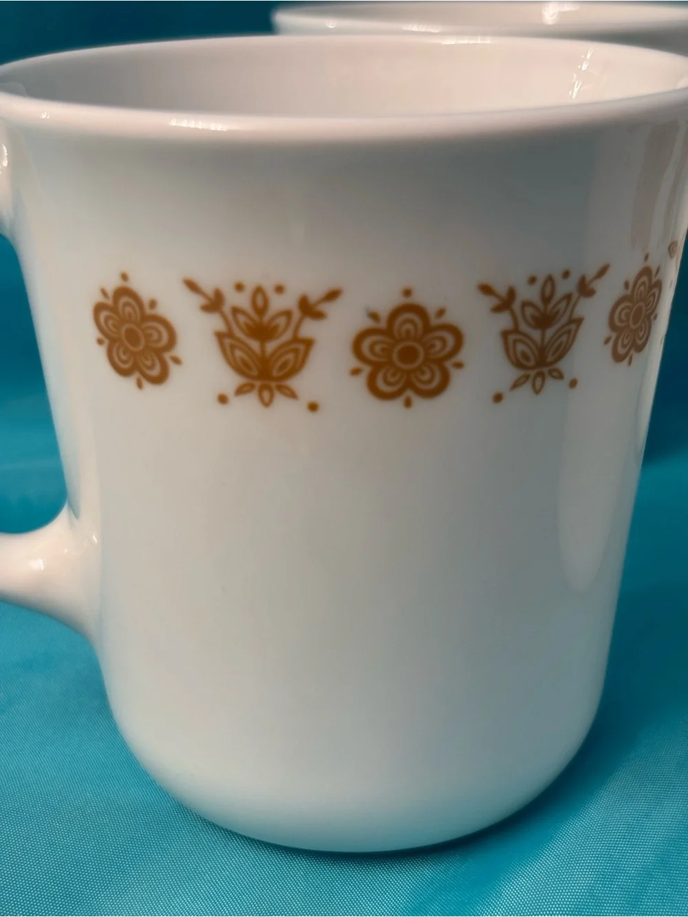Vintage CorningWare Butterfly Gold Coffee Mugs – Set of 4
